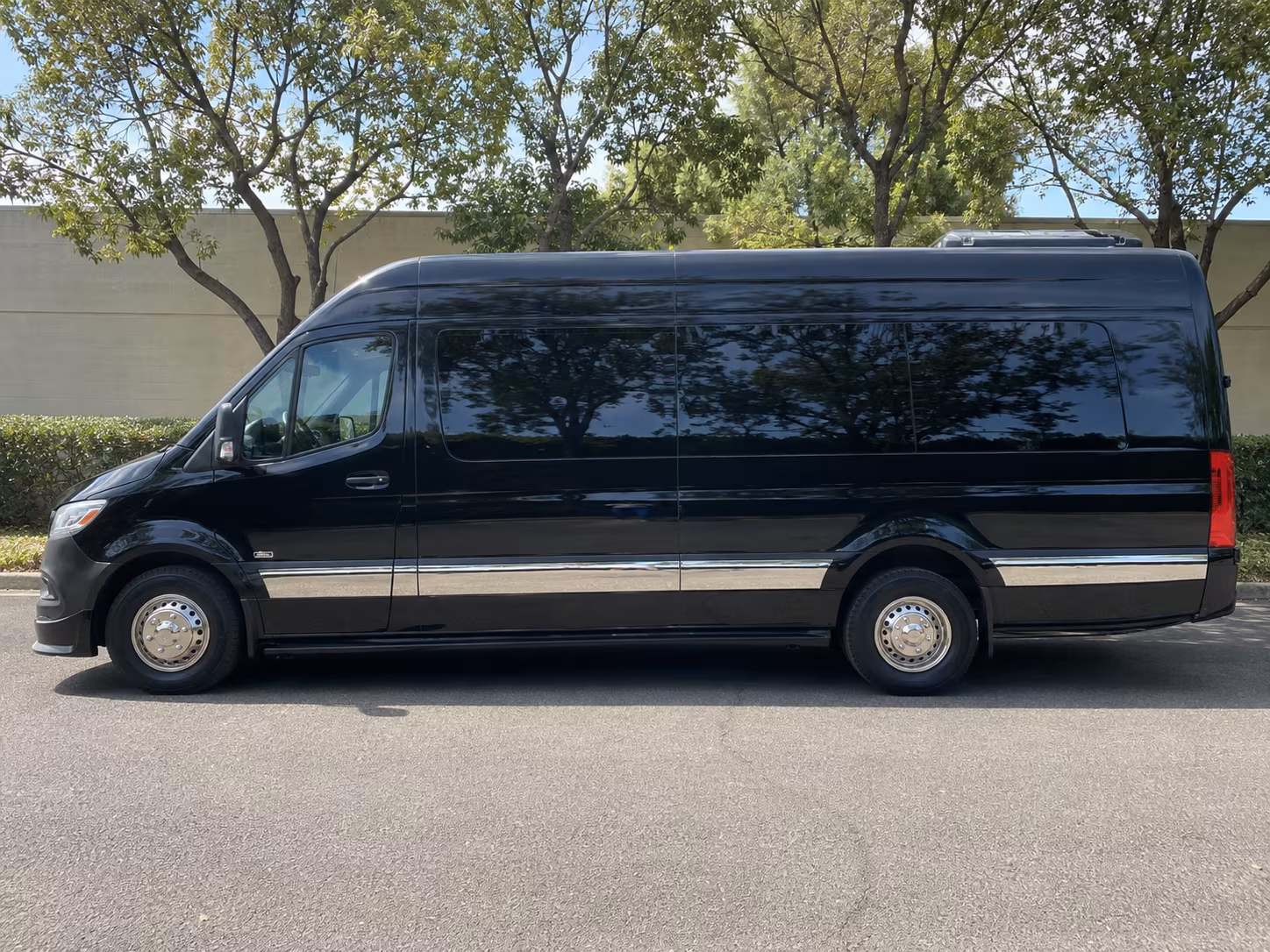 newark corporate transportation