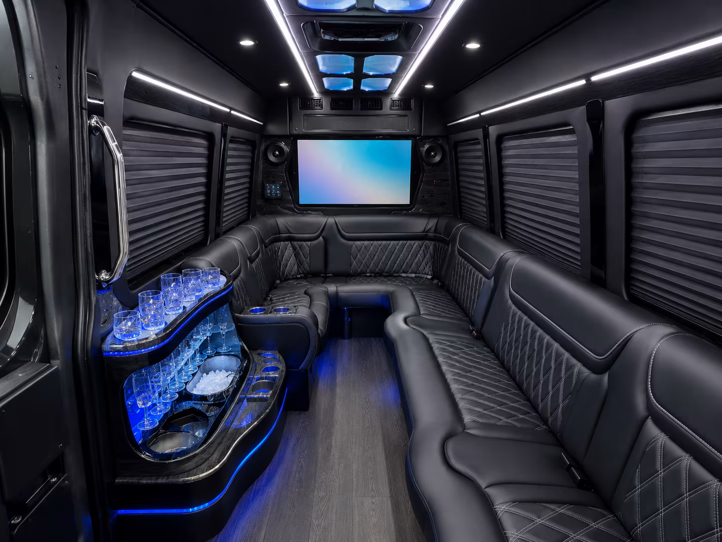 senior ministry shuttle buses for newark area congregations